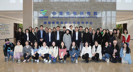 清华大学生命学院师生赴国药集团中生生物技术研究院参观学习